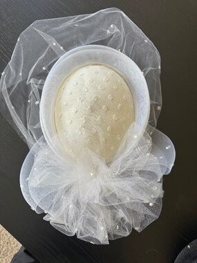 Whittall & Shon Vintage Ivory Fascinator Hat with Veil Pearls Sequins